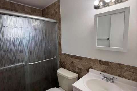 Villa ou maison à louer à Palm Beach Gardens, Floride: 4 chambres, 89.37 m2 № 2397960 - photo 6