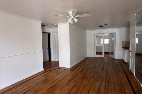 Villa ou maison à louer à Palm Beach Gardens, Floride: 4 chambres, 89.37 m2 № 2397960 - photo 4