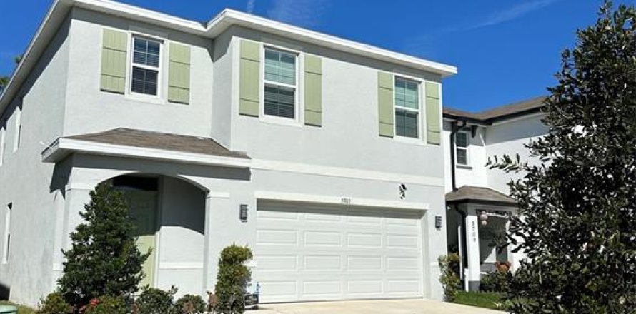 House in Wesley Chapel, Florida 5 bedrooms, 227.33 sq.m. № 2403563