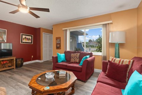 Casa en venta en Punta Gorda, Florida, 2 dormitorios, 110.93 m2 № 2113074 - foto 7