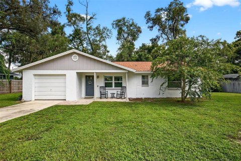 Villa ou maison à vendre à DeLand, Floride: 3 chambres, 110.55 m2 № 1917063 - photo 1