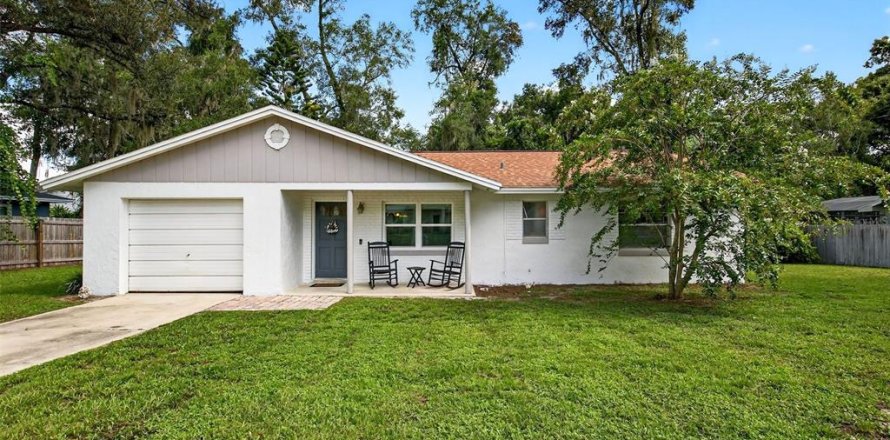 Villa ou maison à DeLand, Floride 3 chambres, 110.55 m2 № 1917063