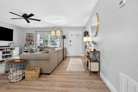 Villa ou maison à vendre à DeLand, Floride: 3 chambres, 110.55 m2 № 1917063 - photo 19