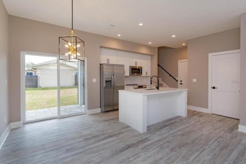 Appartement à louer à Orlando, Floride: 3 chambres, 162.67 m2 № 1917331 - photo 20