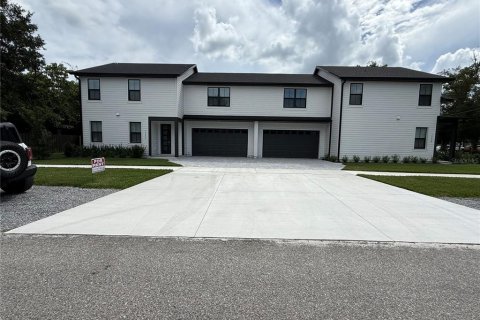 Appartement à louer à Orlando, Floride: 3 chambres, 162.67 m2 № 1917331 - photo 1