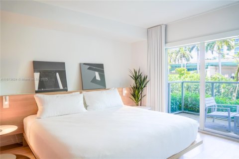Appartement à louer à Bal Harbour, Floride: 60.11 m2 № 1761851 - photo 8