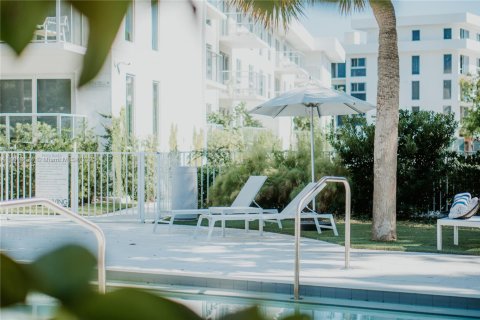 Appartement à louer à Bal Harbour, Floride: 60.11 m2 № 1761851 - photo 13