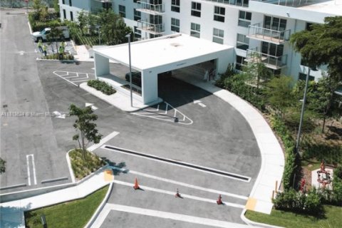 Appartement à louer à Bal Harbour, Floride: 60.11 m2 № 1761851 - photo 25