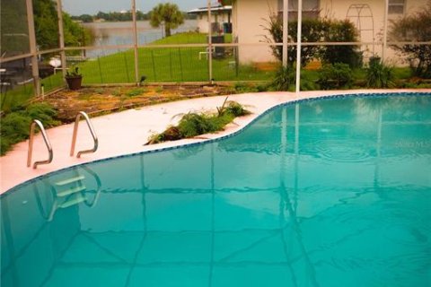 Villa ou maison à louer à Orlando, Floride: 4 chambres, 221.29 m2 № 2406459 - photo 22