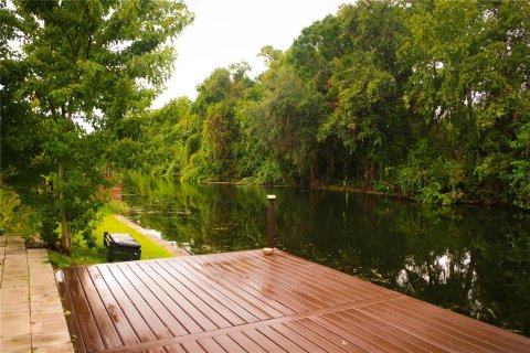 Villa ou maison à louer à Orlando, Floride: 4 chambres, 221.29 m2 № 2406459 - photo 25
