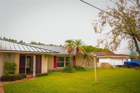 Villa ou maison à louer à Orlando, Floride: 4 chambres, 221.29 m2 № 2406459 - photo 2