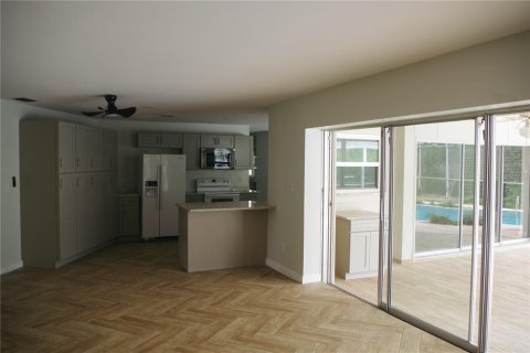 Villa ou maison à louer à Orlando, Floride: 4 chambres, 221.29 m2 № 2406459 - photo 7