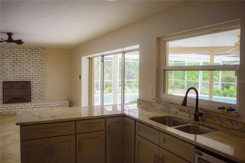Villa ou maison à louer à Orlando, Floride: 4 chambres, 221.29 m2 № 2406459 - photo 8