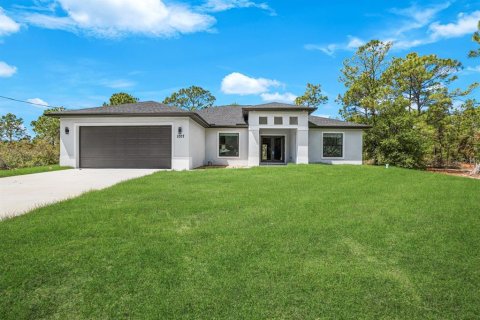 House in Lehigh Acres, Florida 4 bedrooms, 201.6 sq.m. № 2198110