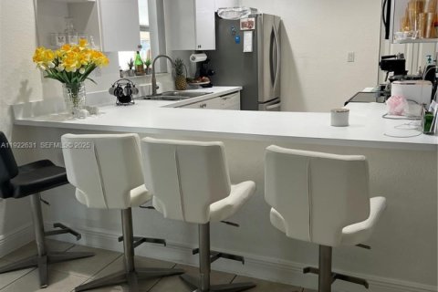 Villa ou maison à vendre à Homestead, Floride: 3 chambres, 111.48 m2 № 1976852 - photo 2