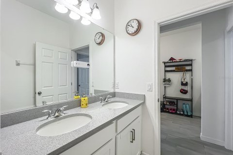 Casa en venta en Groveland, Florida, 4 dormitorios, 194.54 m2 № 1755598 - foto 29