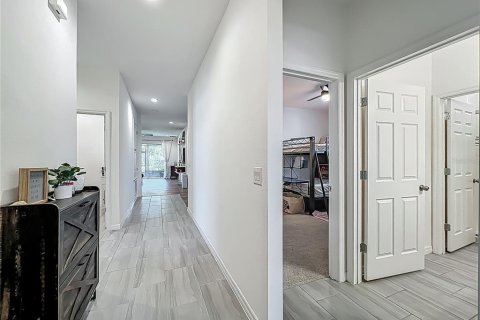 Casa en venta en Groveland, Florida, 4 dormitorios, 194.54 m2 № 1755598 - foto 6
