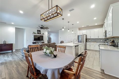 Casa en venta en Groveland, Florida, 4 dormitorios, 194.54 m2 № 1755598 - foto 20