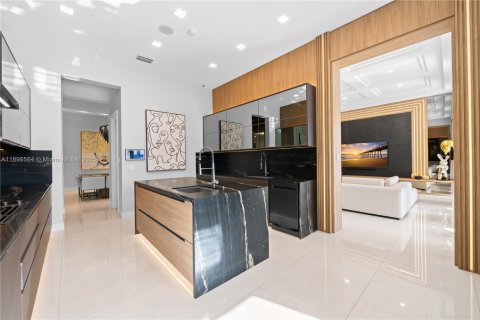 House in Aventura, Florida 5 bedrooms, 669.08 sq.m. № 1951094 - photo 17