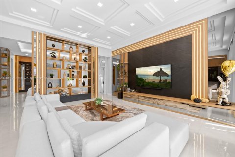 House in Aventura, Florida 5 bedrooms, 669.08 sq.m. № 1951094 - photo 7