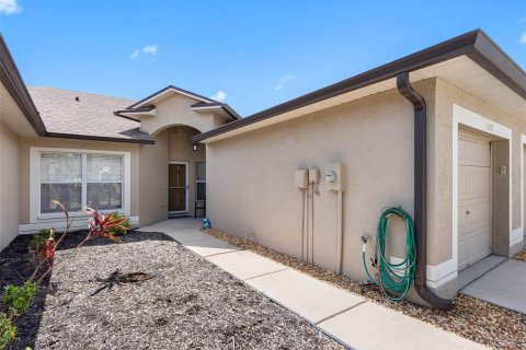 House in Riverview, Florida 2 bedrooms, 120.12 sq.m. № 1721457 - photo 2