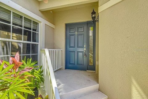House in Fort Myers, Florida 3 bedrooms, 169.92 sq.m. № 1894439 - photo 2
