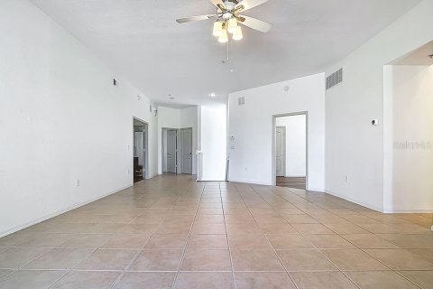 House in Fort Myers, Florida 3 bedrooms, 169.92 sq.m. № 1894439 - photo 17