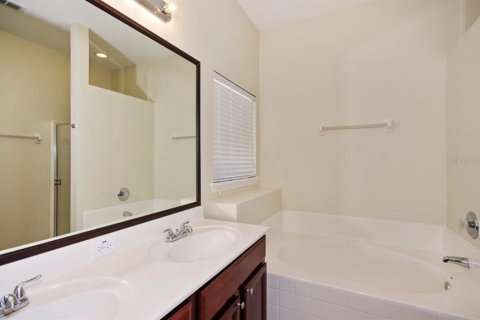 House in Winter Park, Florida 3 bedrooms, 130.9 sq.m. № 1898466 - photo 14