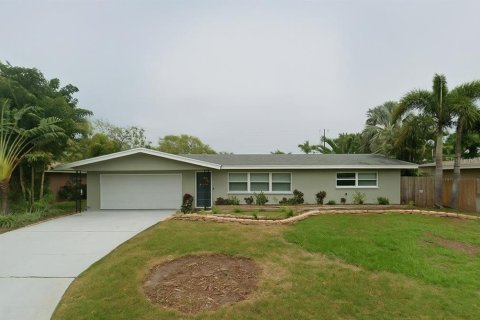 House in Winter Park, Florida 3 bedrooms, 130.9 sq.m. № 1898466 - photo 1