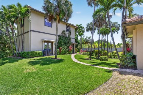 House in Parkland, Florida 7 bedrooms, 544.31 sq.m. № 2149243 - photo 5