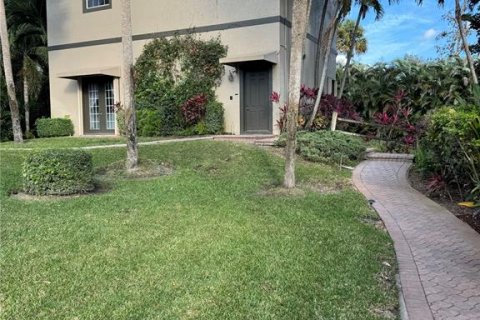 House in Parkland, Florida 7 bedrooms, 544.31 sq.m. № 2149243 - photo 29