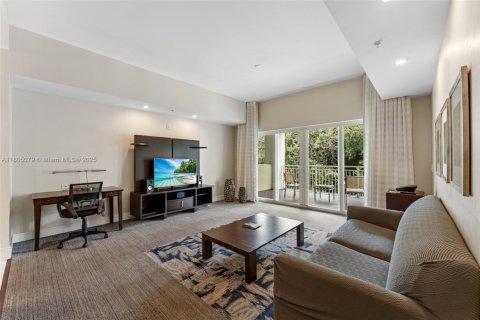 Condo in Doral, Florida, 3 bedrooms  № 1959596 - photo 3