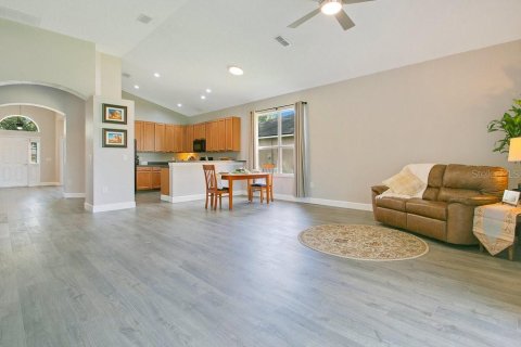 Casa en venta en DeBary, Florida, 3 dormitorios, 189.71 m2 № 1758417 - foto 9