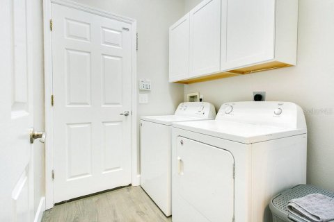 Casa en venta en DeBary, Florida, 3 dormitorios, 189.71 m2 № 1758417 - foto 24