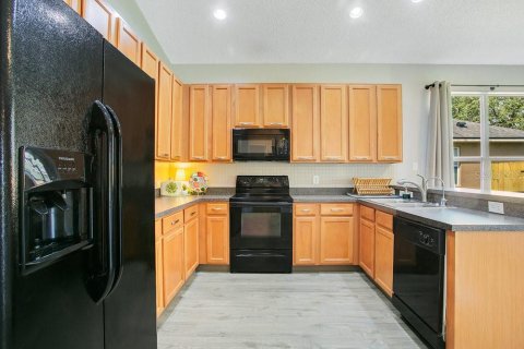 Casa en venta en DeBary, Florida, 3 dormitorios, 189.71 m2 № 1758417 - foto 12
