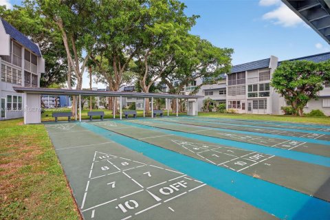 Condo in Margate, Florida, 1 bedroom  № 2005265 - photo 28