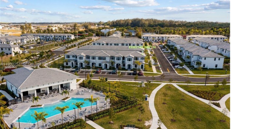 Touwnhouse à Homestead, Floride 3 chambres, 123.37 m2 № 1990426