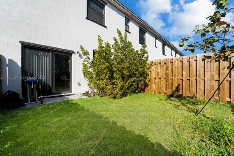 Touwnhouse à vendre à Homestead, Floride: 3 chambres, 123.37 m2 № 1990426 - photo 19