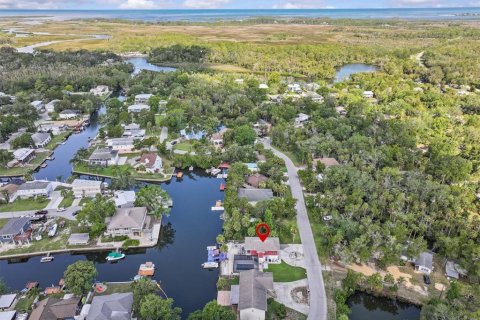 House in Weeki Wachee, Florida 2 bedrooms, 85.93 sq.m. № 1803061 - photo 5