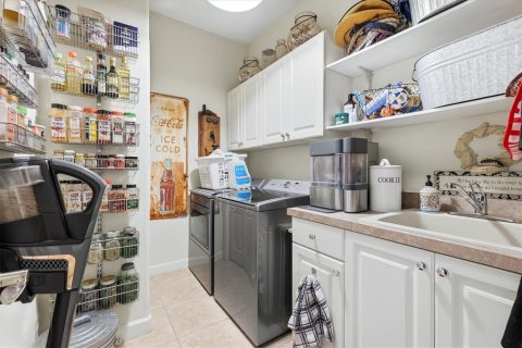 Casa en venta en Sarasota, Florida, 4 dormitorios, 252.69 m2 № 2420579 - foto 26