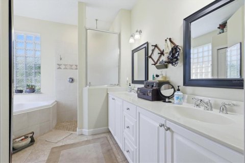 Casa en venta en Sarasota, Florida, 4 dormitorios, 252.69 m2 № 2420579 - foto 19