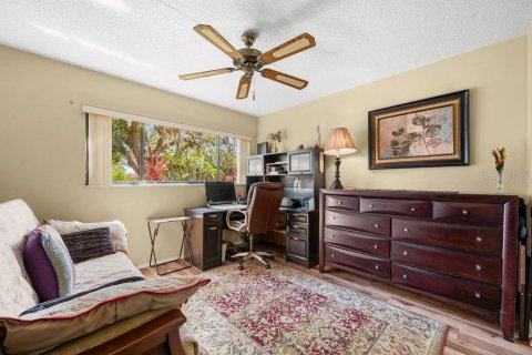Condo in Sarasota, Florida, 2 bedrooms № 2166887 - photo 17