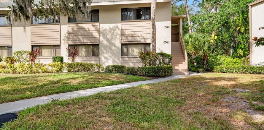 Condo in Sarasota, Florida, 2 bedrooms № 2166887