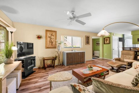 Condo in Sarasota, Florida, 2 bedrooms № 2166887 - photo 5