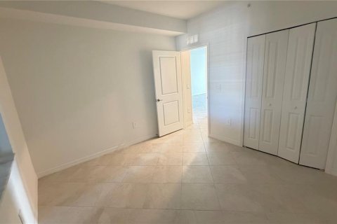 Снять в аренду кондоминиум в Лейквуд Ранч, Флорида 4 комнаты, 104.05м2, № 2204460 - фото 10