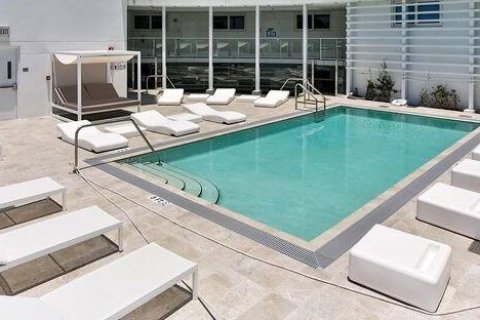 Снять в аренду кондоминиум в Бей-Харбор-Айлендс, Флорида 2 спальни, 106.19м2, № 1989377 - фото 26