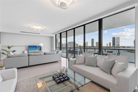 Copropriété à vendre à Aventura, Floride: 4 chambres, 353.12 m2 № 1956493 - photo 10