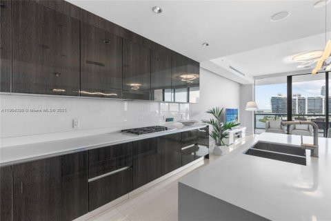 Copropriété à vendre à Aventura, Floride: 4 chambres, 353.12 m2 № 1956493 - photo 24