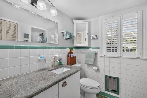 House in Eustis, Florida 3 bedrooms, 166.67 sq.m. № 2422688 - photo 25