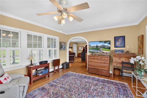 House in Eustis, Florida 3 bedrooms, 166.67 sq.m. № 2422688 - photo 13